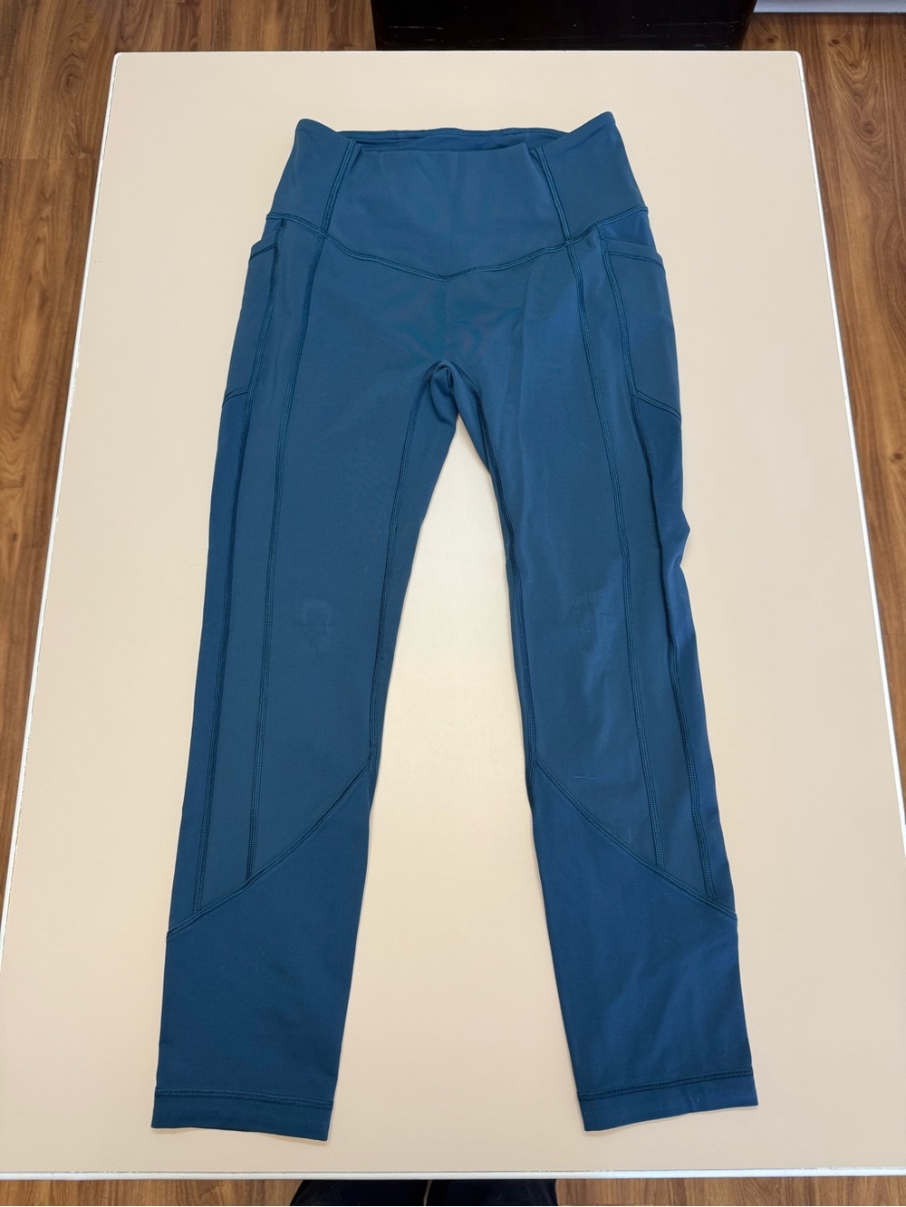 Lululemon All The Right Places Low-Rise Pant II - Picture 4 of 8